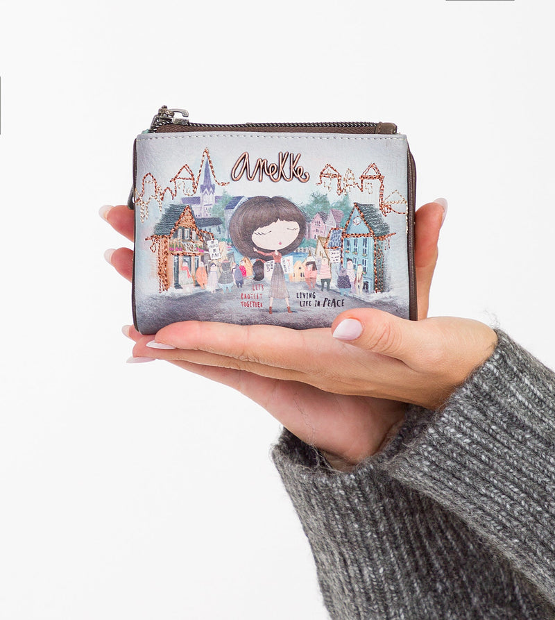 Medium soft material wallet Voice