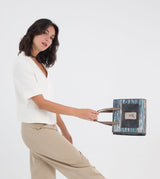 Iceland handbag with short handles