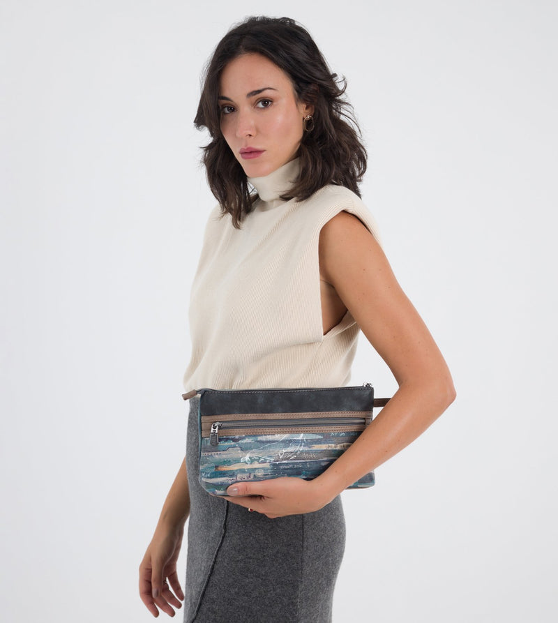 Iceland toiletry bag with a zip closure